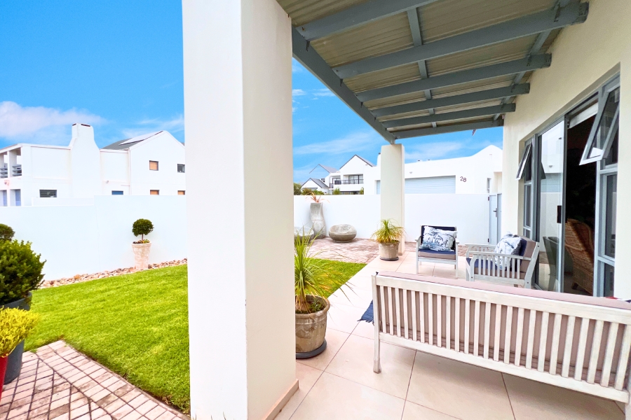 3 Bedroom Property for Sale in Blue Lagoon Western Cape